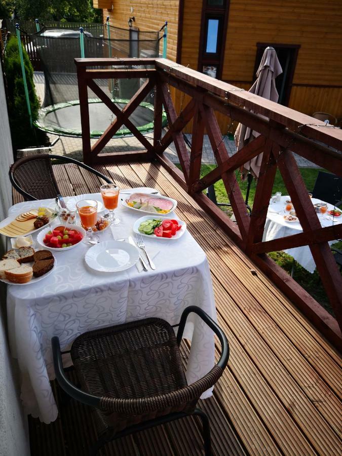 Viesu Nams Amrai Hotell Ventspils Eksteriør bilde